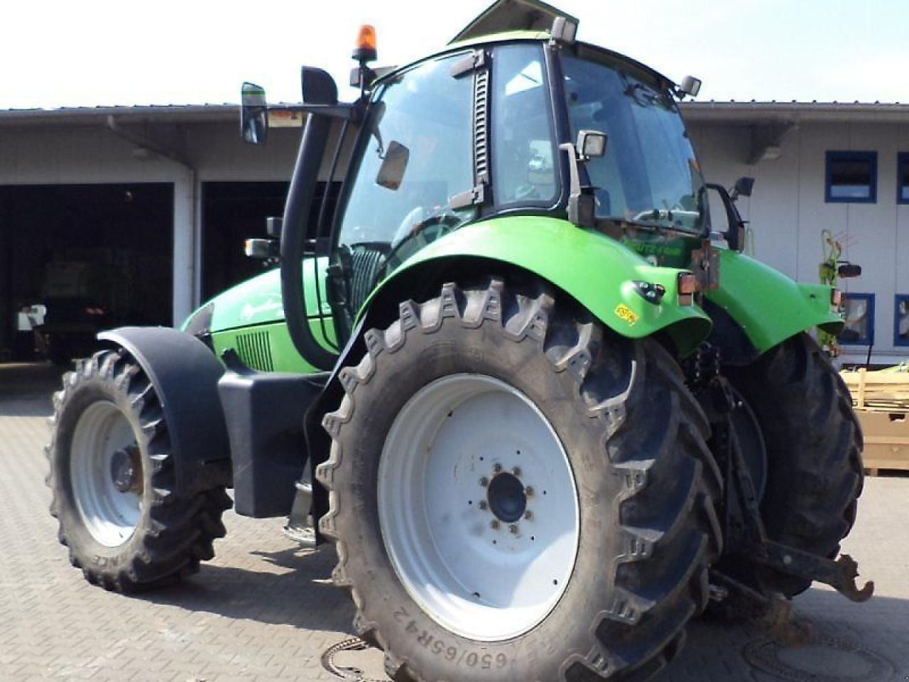 Deutz-Fahr agrotron 200 - Traktor: bilde 3 Deutz-Fahr agrotron 200 - Traktor: bilde 3