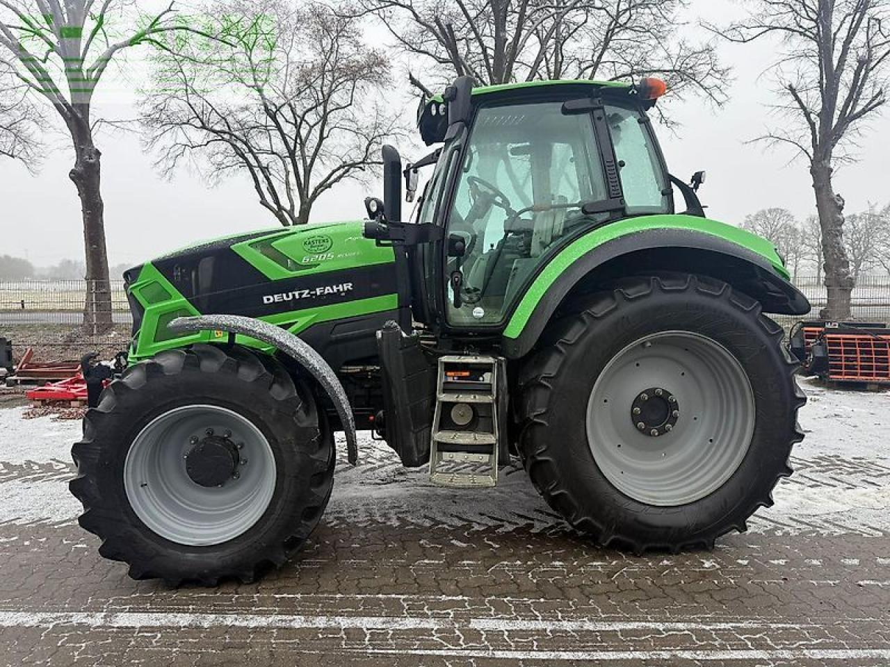 Deutz-Fahr agrotron 6205 rcshift - Traktor: bilde 1 Deutz-Fahr agrotron 6205 rcshift - Traktor: bilde 1