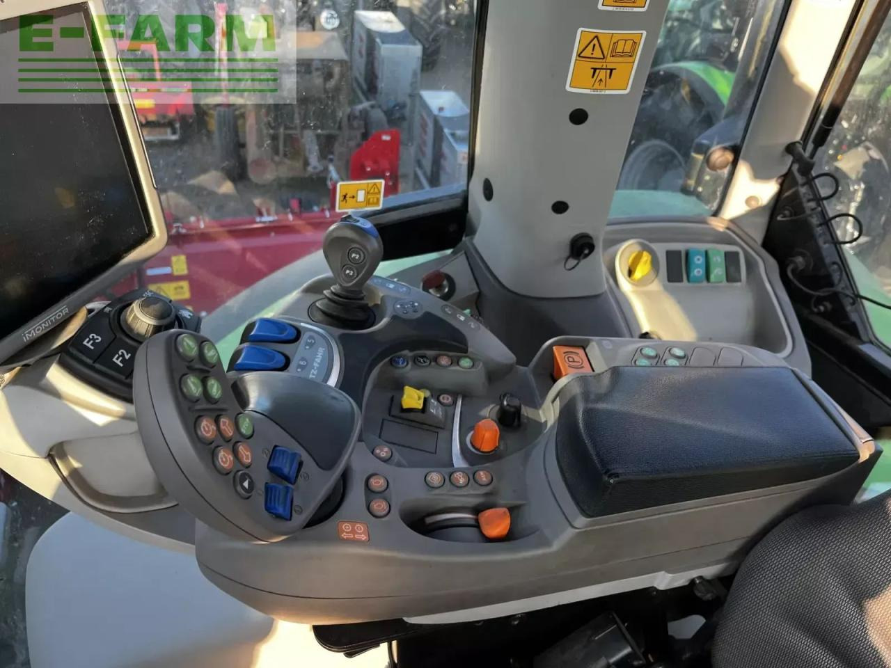 Deutz-Fahr agrotron 8280 ttv TTV - Traktor: bilde 4 Deutz-Fahr agrotron 8280 ttv TTV - Traktor: bilde 4