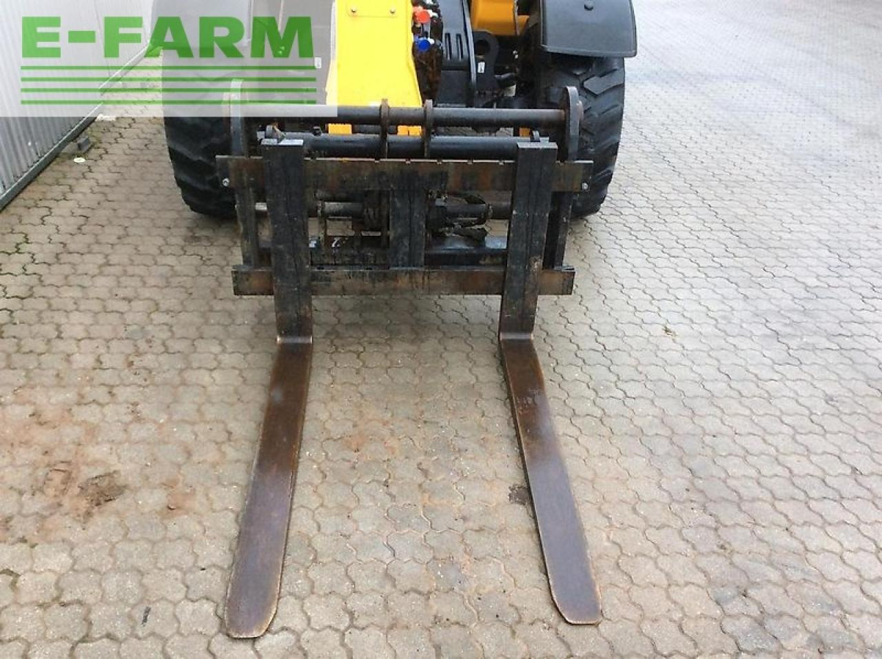 Dieci agrifarmer 32.6 - Teleskoplastere: bilde 5 Dieci agrifarmer 32.6 - Teleskoplastere: bilde 5
