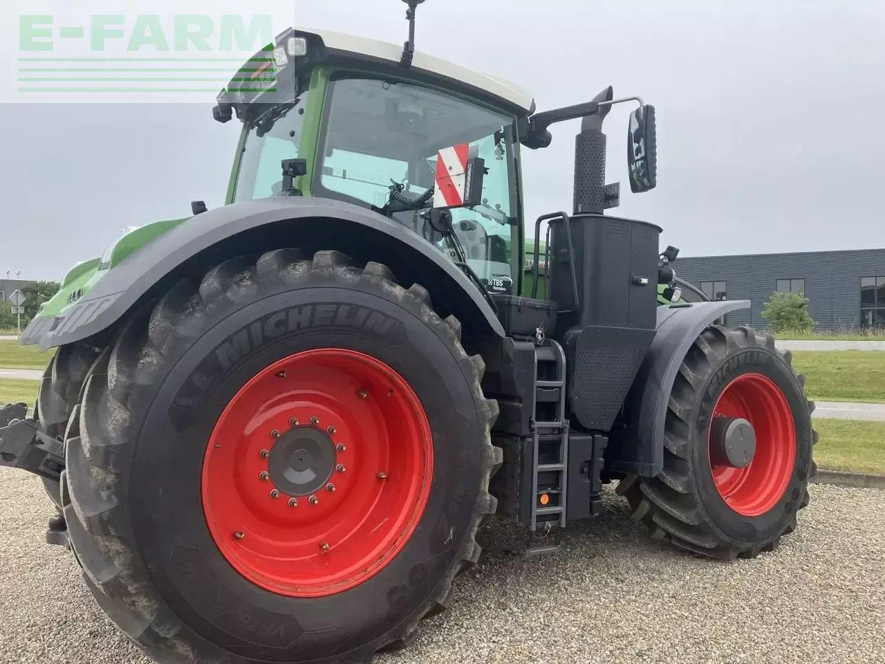 Fendt 1038 vario gen3 - Traktor: bilde 3 Fendt 1038 vario gen3 - Traktor: bilde 3