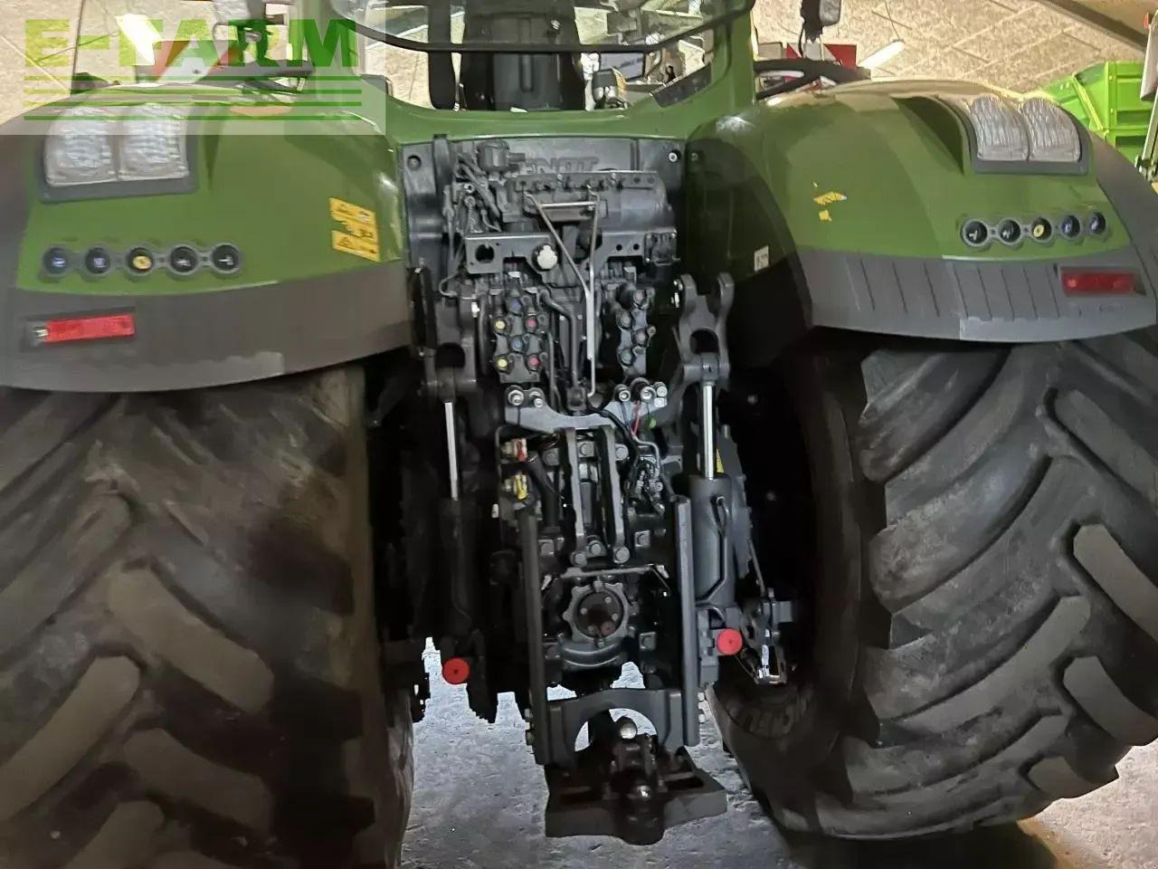 Fendt 1038 vario s4 - Traktor: bilde 4 Fendt 1038 vario s4 - Traktor: bilde 4