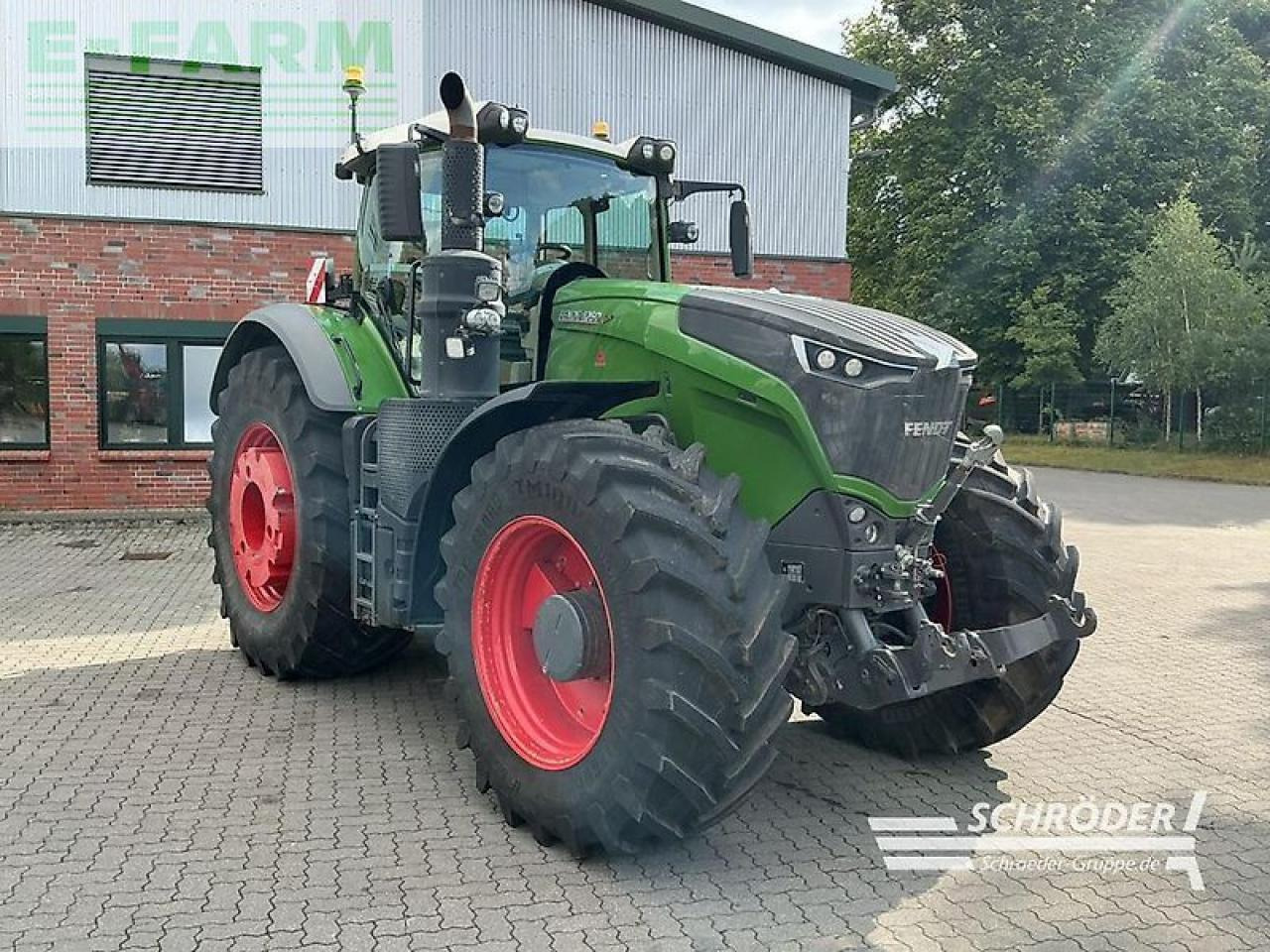 Fendt 1050 vario s4 profi plus ProfiPlus - Traktor: bilde 1 Fendt 1050 vario s4 profi plus ProfiPlus - Traktor: bilde 1