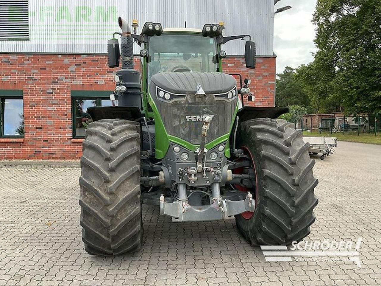 Fendt 1050 vario s4 profi plus ProfiPlus - Traktor: bilde 2 Fendt 1050 vario s4 profi plus ProfiPlus - Traktor: bilde 2