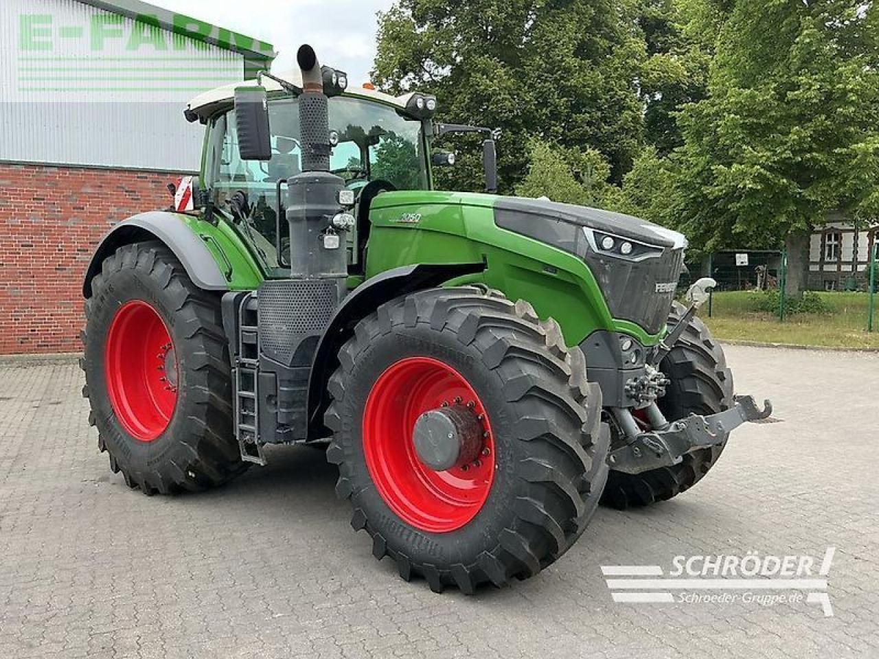 Fendt 1050 vario s4 profi plus ProfiPlus - Traktor: bilde 1 Fendt 1050 vario s4 profi plus ProfiPlus - Traktor: bilde 1