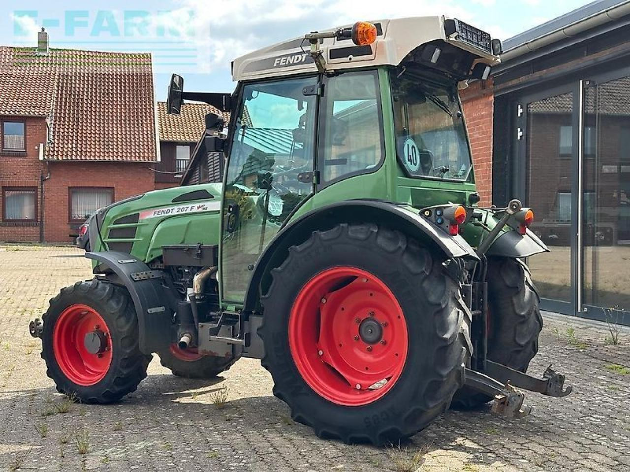 Fendt 207 f vario F - Traktor: bilde 3 Fendt 207 f vario F - Traktor: bilde 3