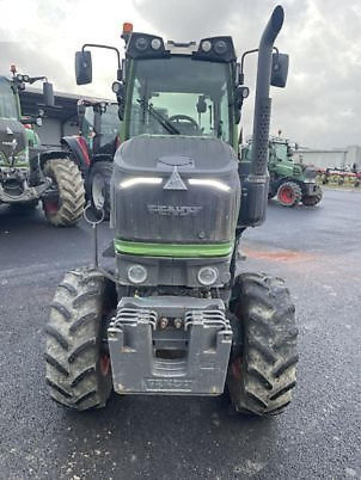 Fendt 209 v vario V - Traktor: bilde 2 Fendt 209 v vario V - Traktor: bilde 2