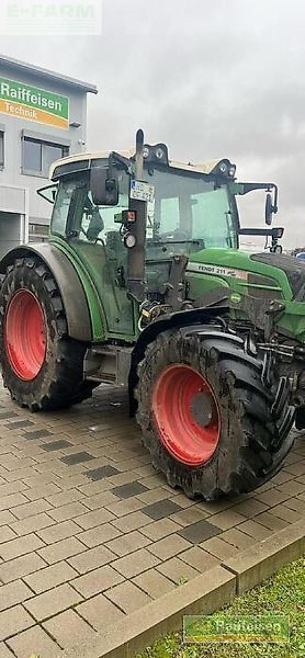 Fendt 211 vario - Traktor: bilde 4 Fendt 211 vario - Traktor: bilde 4