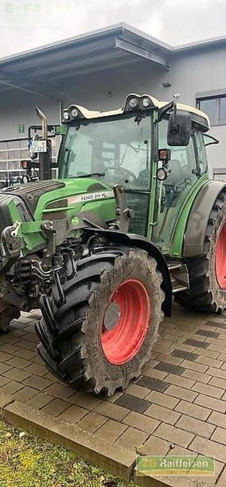 Fendt 211 vario - Traktor: bilde 1 Fendt 211 vario - Traktor: bilde 1