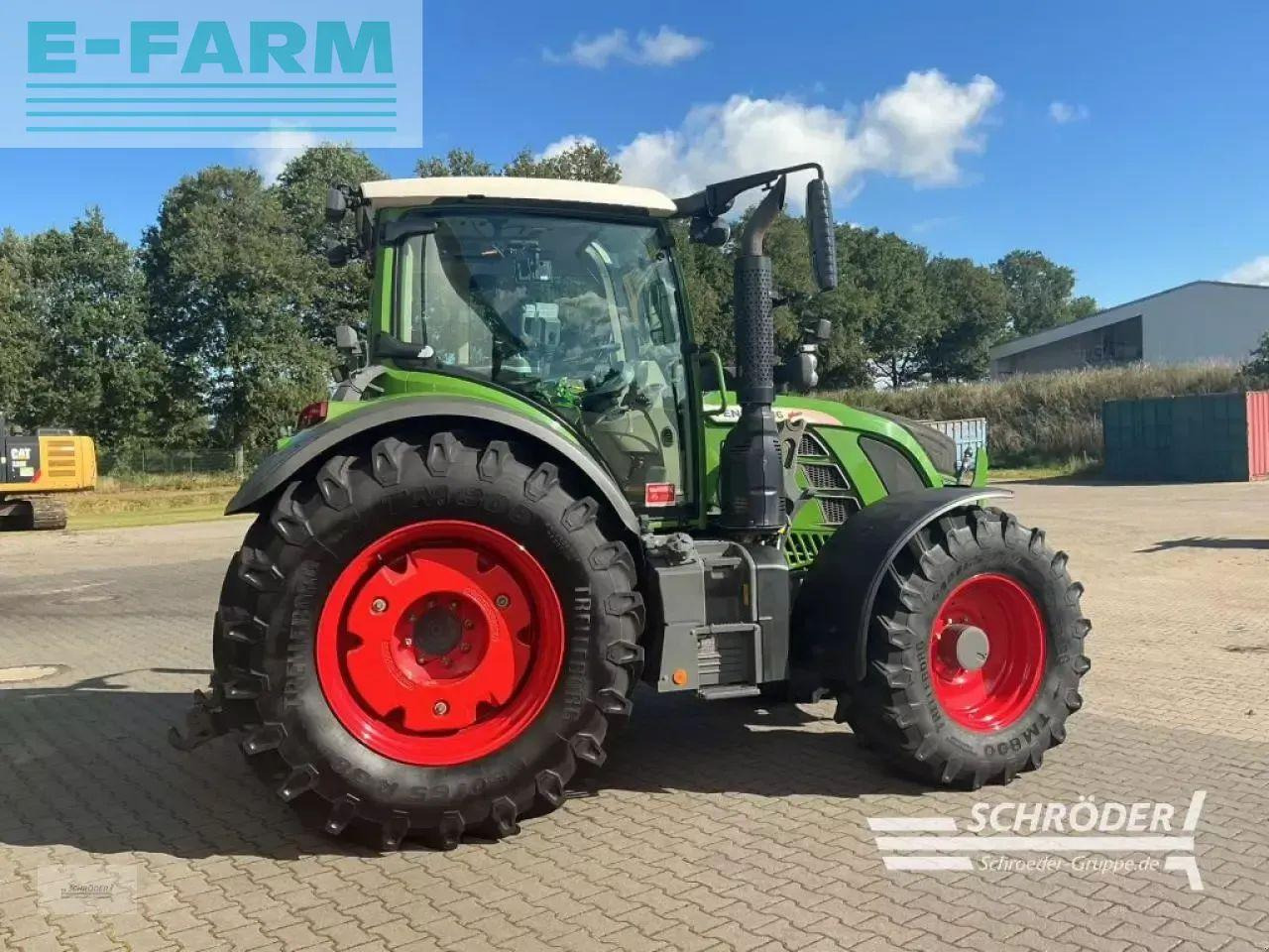 Fendt 516 vario s4 profi plus ProfiPlus - Traktor: bilde 4 Fendt 516 vario s4 profi plus ProfiPlus - Traktor: bilde 4
