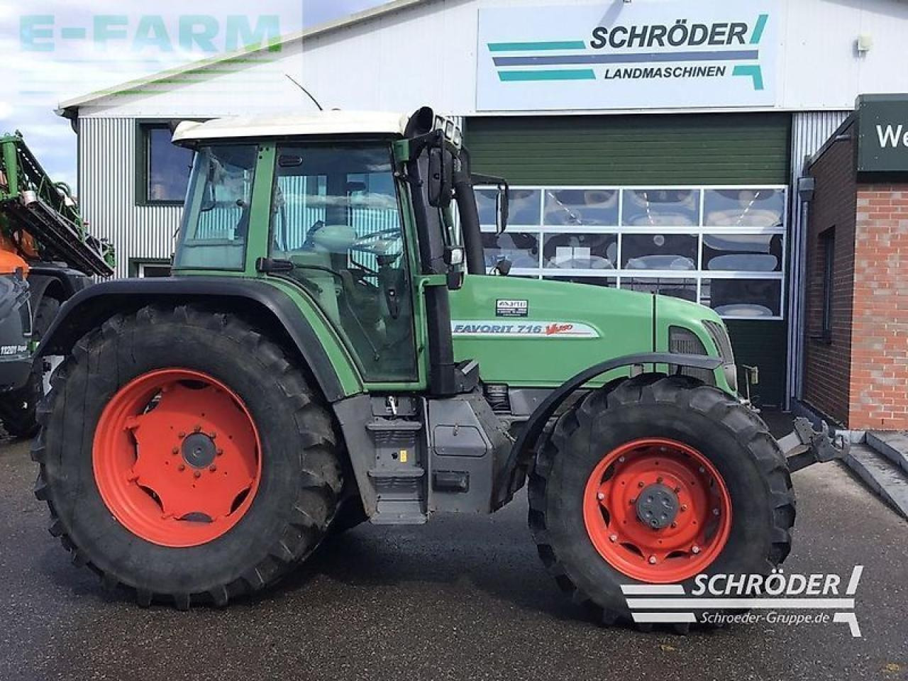 Fendt 716 vario com 1 | nur 7561 stunden ! - Traktor: bilde 2 Fendt 716 vario com 1 | nur 7561 stunden ! - Traktor: bilde 2