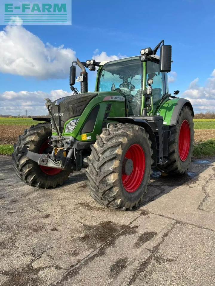 Fendt 718 vario profiplus ProfiPlus - Traktor: bilde 2 Fendt 718 vario profiplus ProfiPlus - Traktor: bilde 2