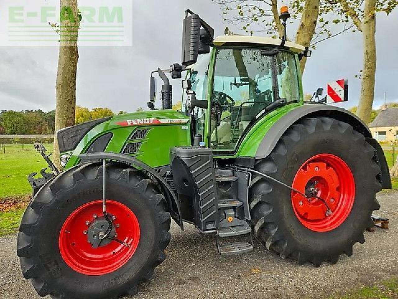 Fendt 724 vario 724 gen6 power plus reifendrucksystem rtk ( 718 720 722 ) - Traktor: bilde 3 Fendt 724 vario 724 gen6 power plus reifendrucksystem rtk ( 718 720 722 ) - Traktor: bilde 3