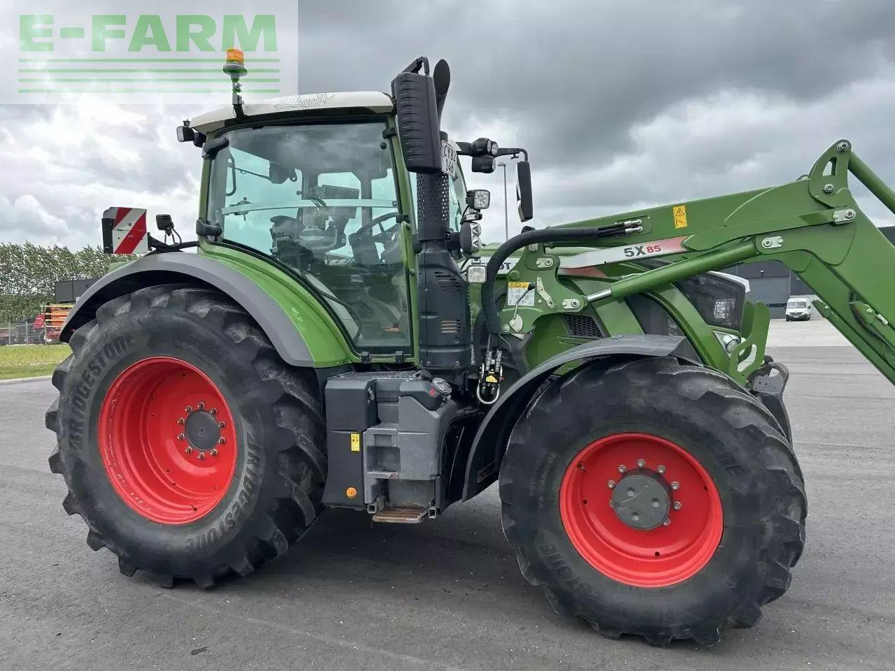 Fendt 724 vario s4 - Traktor: bilde 5 Fendt 724 vario s4 - Traktor: bilde 5