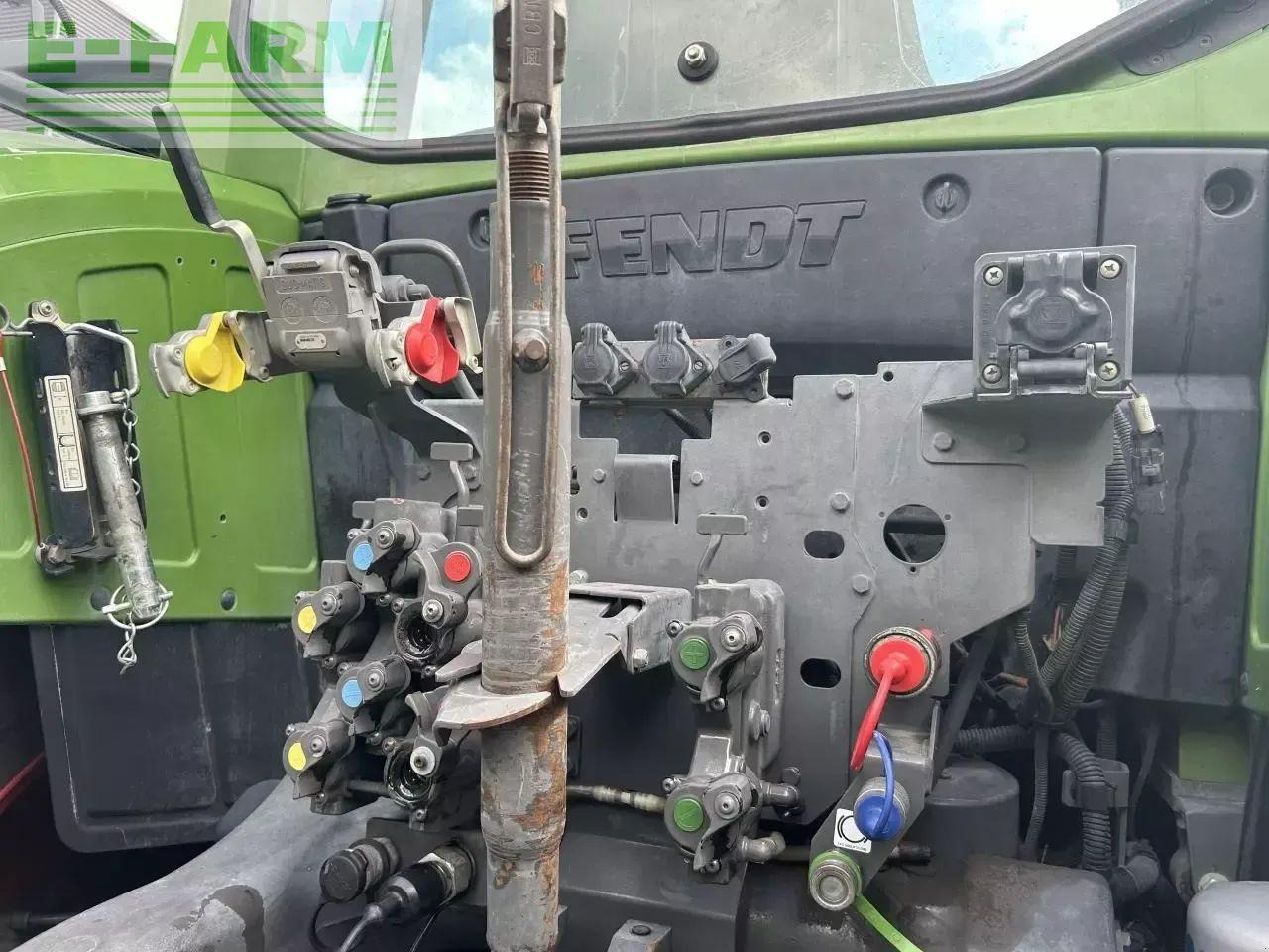 Fendt 724 vario s4 - Traktor: bilde 4 Fendt 724 vario s4 - Traktor: bilde 4