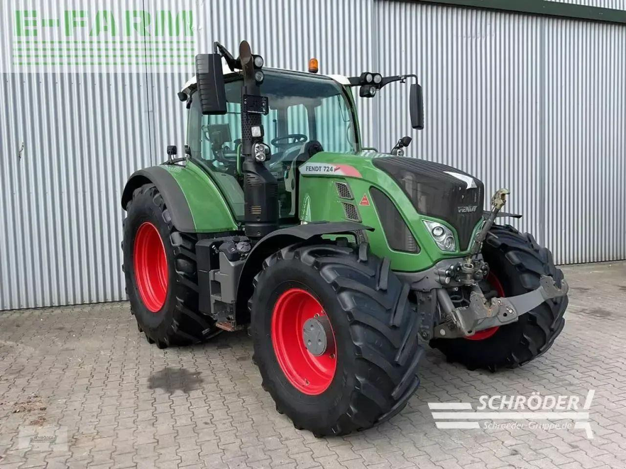 Fendt 724 vario s4 profi plus ProfiPlus - Traktor: bilde 1 Fendt 724 vario s4 profi plus ProfiPlus - Traktor: bilde 1