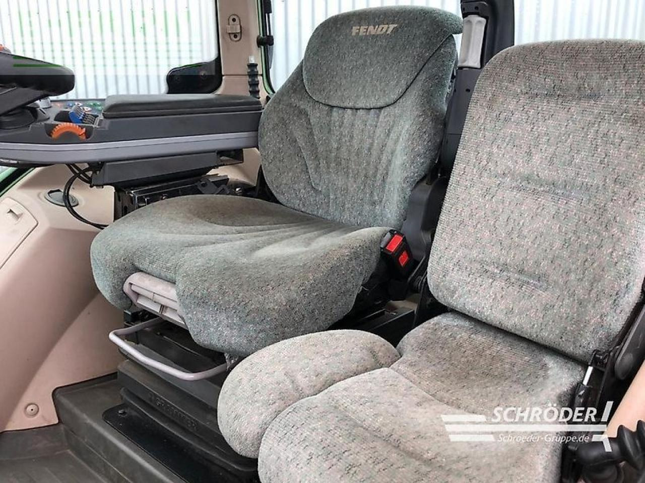 Fendt 724 vario s4 profi plus - Traktor: bilde 2 Fendt 724 vario s4 profi plus - Traktor: bilde 2
