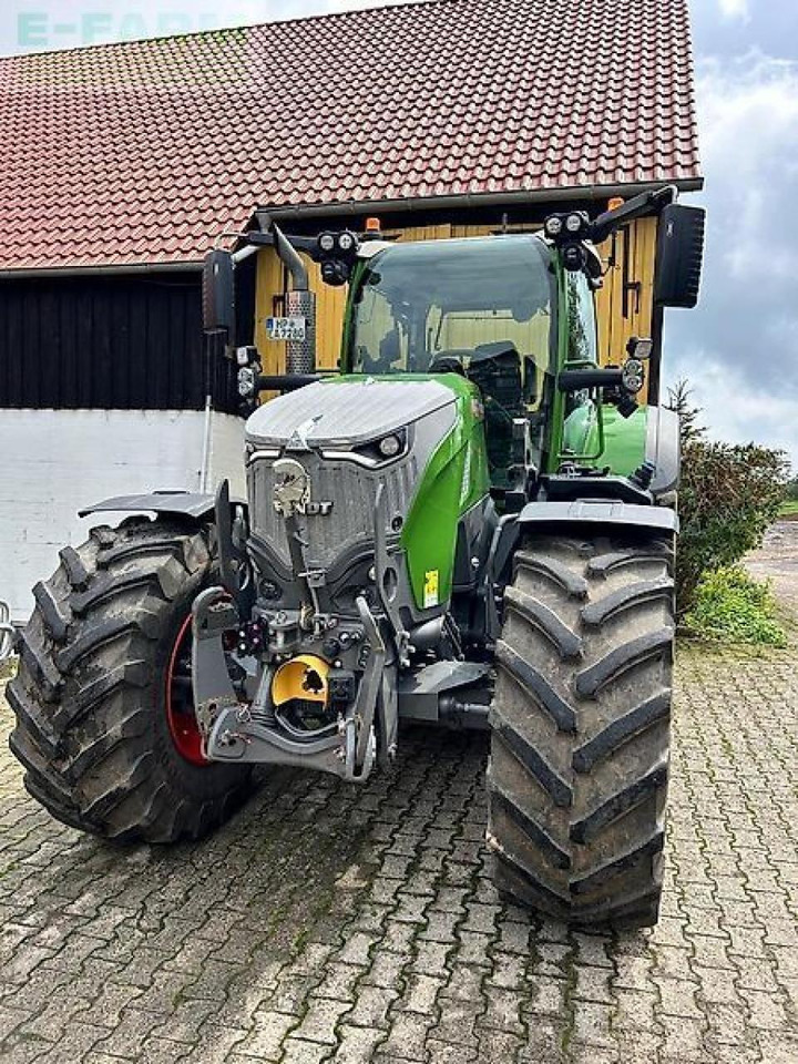 Fendt 728 profi plus mit frontlader und garantieverlängerung - Traktor: bilde 1 Fendt 728 profi plus mit frontlader und garantieverlängerung - Traktor: bilde 1