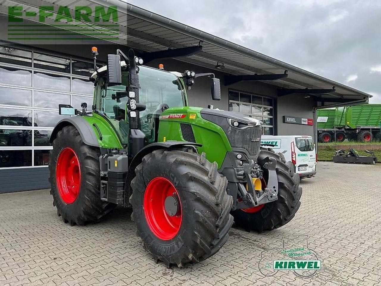 Fendt 728 vario gen7 - Traktor: bilde 1 Fendt 728 vario gen7 - Traktor: bilde 1