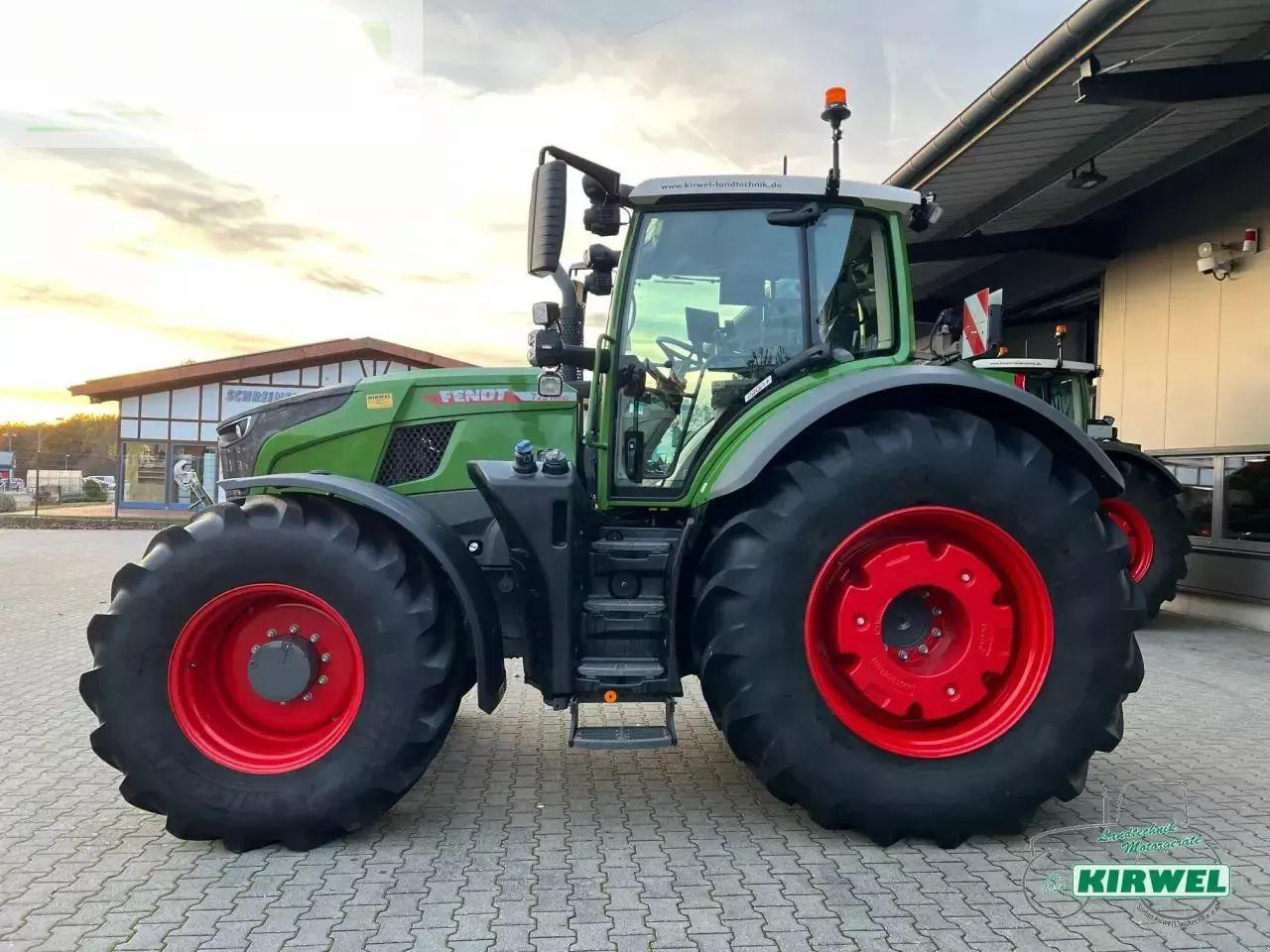 Fendt 728 vario gen7 - Traktor: bilde 3 Fendt 728 vario gen7 - Traktor: bilde 3