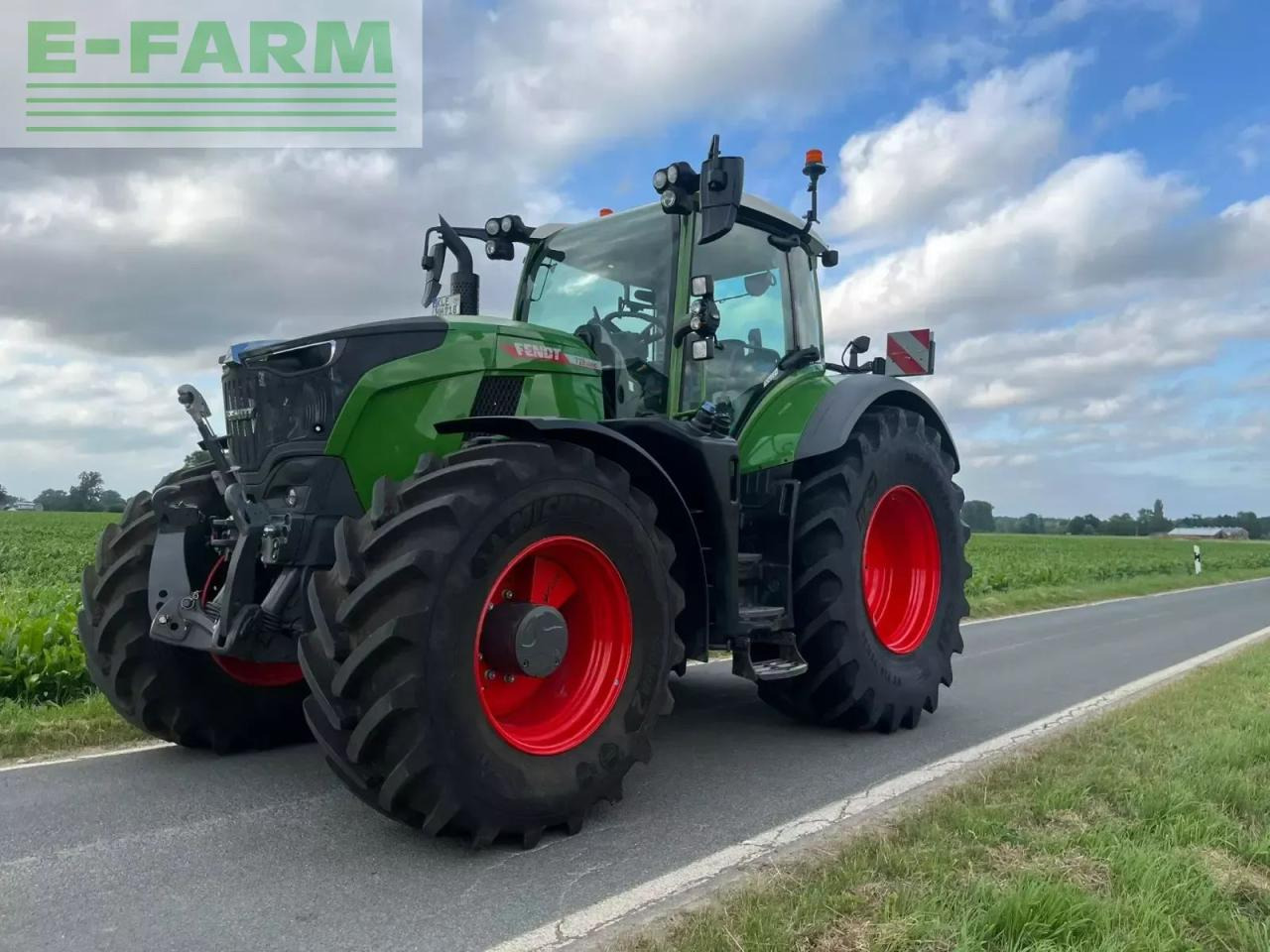 Fendt 728 vario powerplus PowerPlus - Traktor: bilde 1 Fendt 728 vario powerplus PowerPlus - Traktor: bilde 1