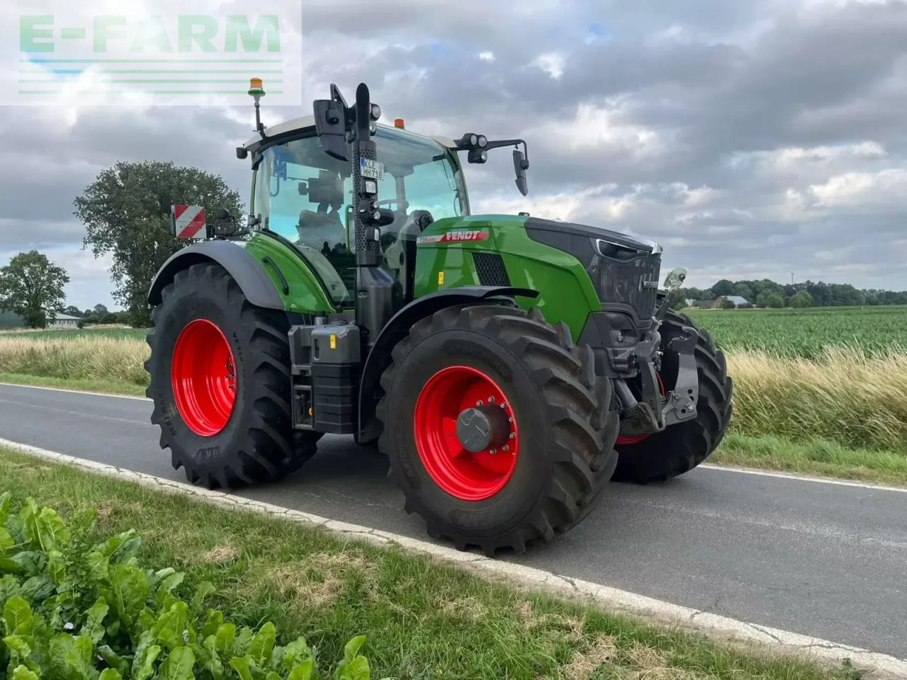 Fendt 728 vario powerplus PowerPlus - Traktor: bilde 3 Fendt 728 vario powerplus PowerPlus - Traktor: bilde 3