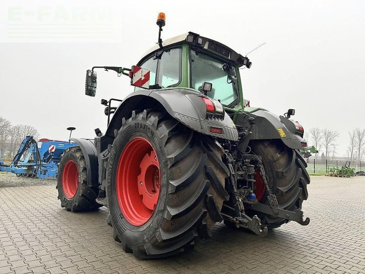 Fendt 828 s4 profi+ - Traktor: bilde 3 Fendt 828 s4 profi+ - Traktor: bilde 3