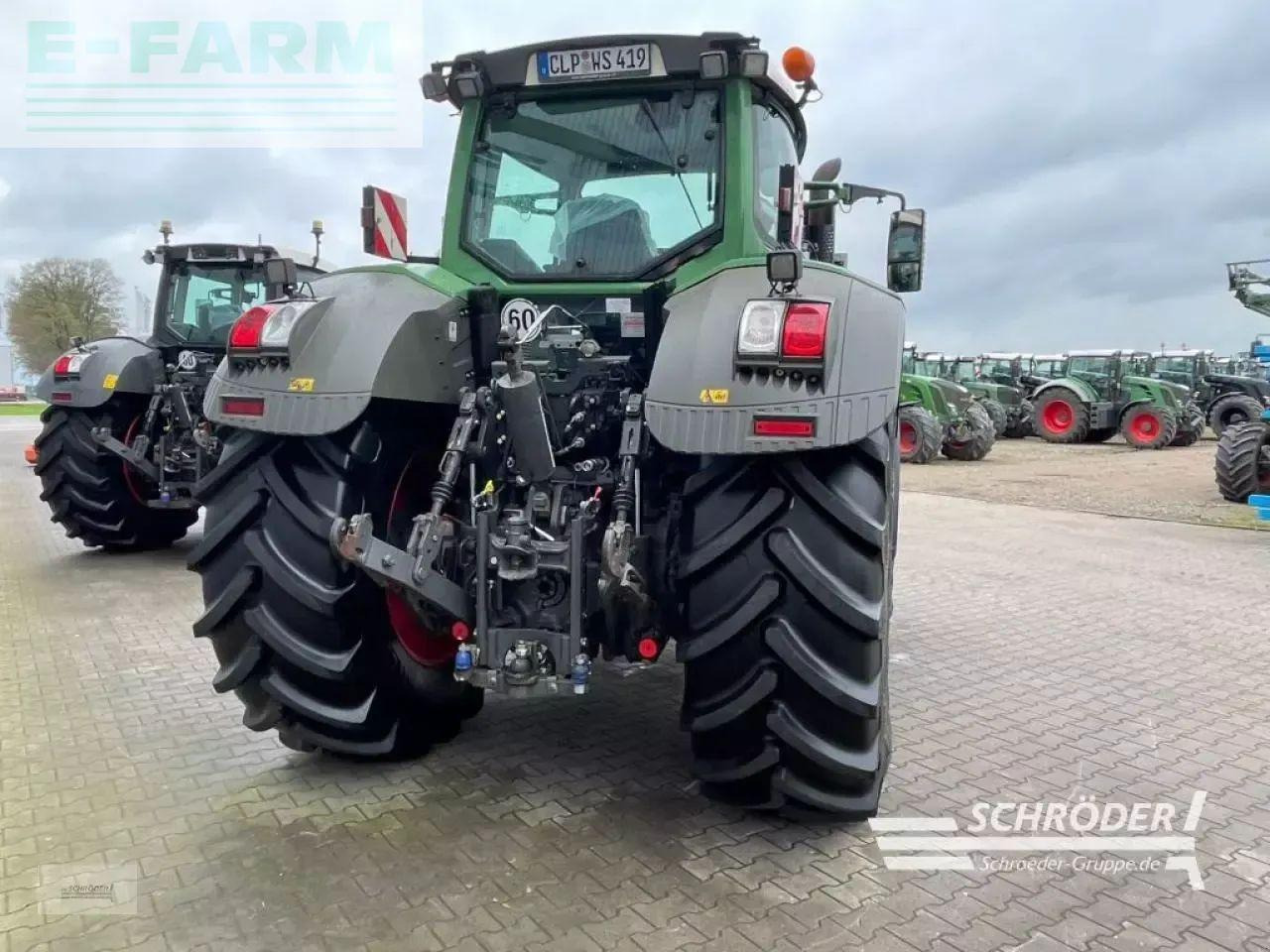 Fendt 828 s4 profi plus - Traktor: bilde 3 Fendt 828 s4 profi plus - Traktor: bilde 3