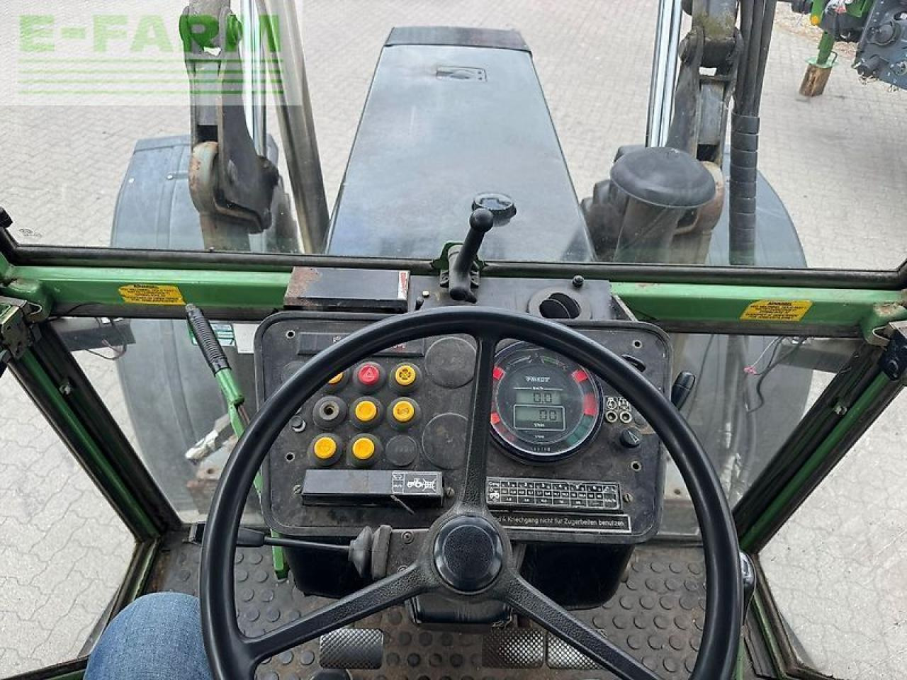 Fendt favorit 612 lsa - Traktor: bilde 2 Fendt favorit 612 lsa - Traktor: bilde 2