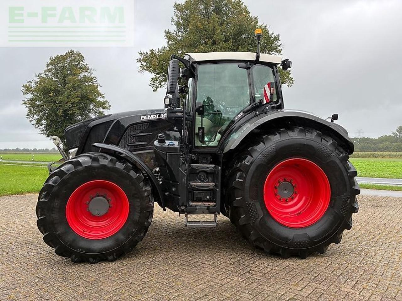 Fendt vario 828 - Traktor: bilde 3 Fendt vario 828 - Traktor: bilde 3