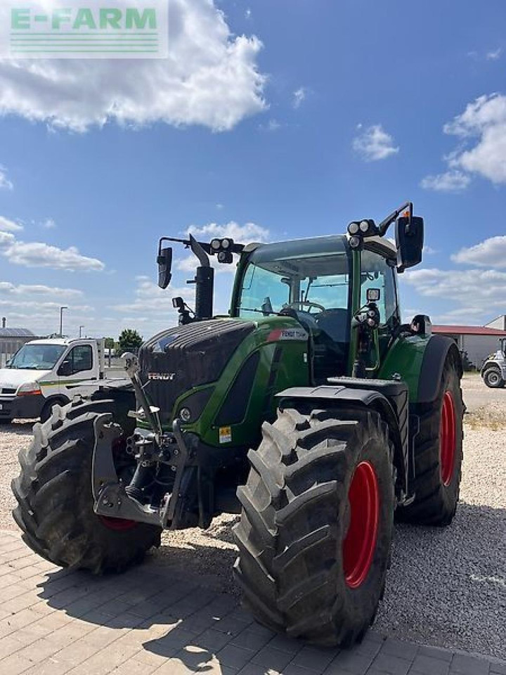 Fendt vario724 s4power Power - Traktor: bilde 1 Fendt vario724 s4power Power - Traktor: bilde 1