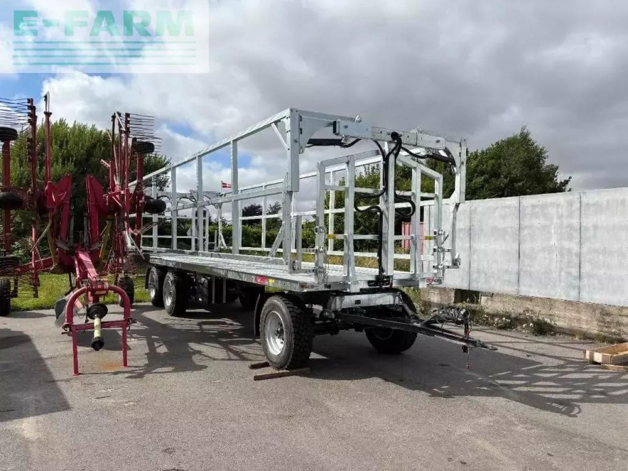Fliegl dpw 240 bl profi - Landbruk flatvogn: bilde 2 Fliegl dpw 240 bl profi - Landbruk flatvogn: bilde 2