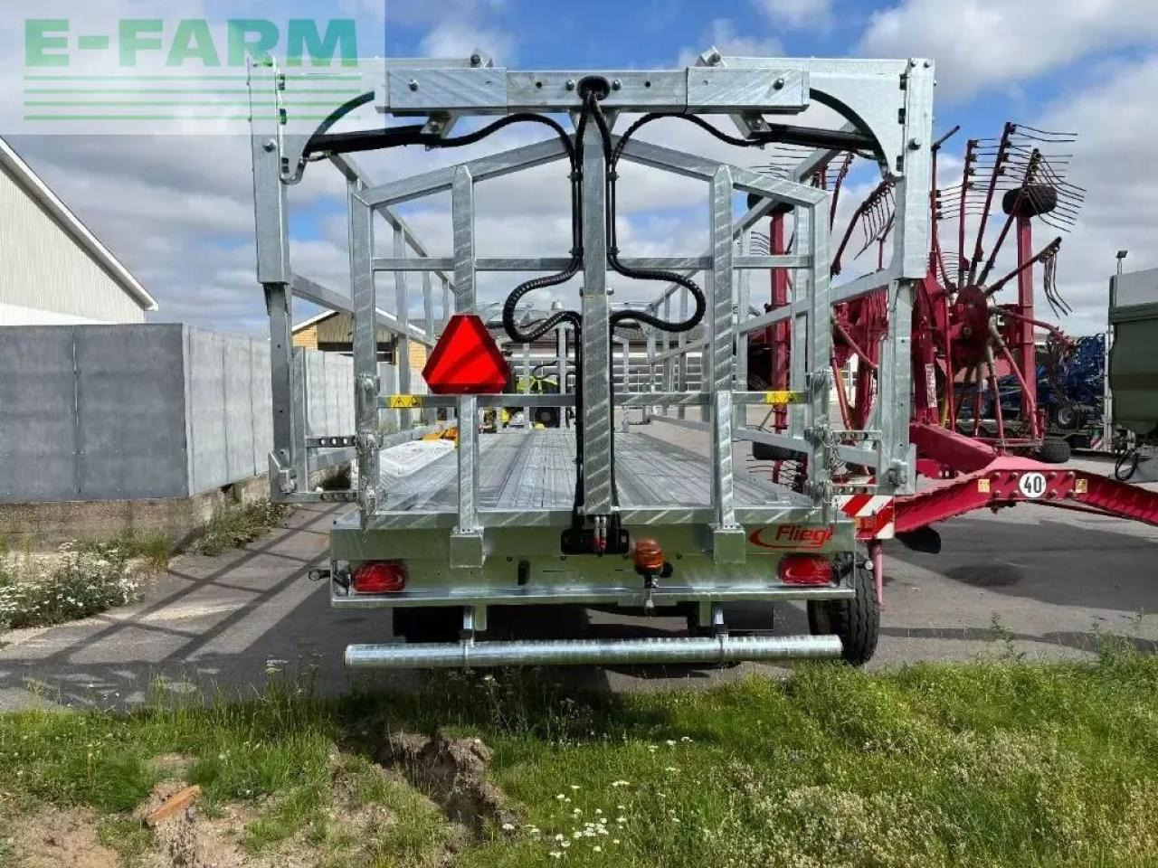 Fliegl dpw 240 bl profi - Landbruk flatvogn: bilde 4 Fliegl dpw 240 bl profi - Landbruk flatvogn: bilde 4