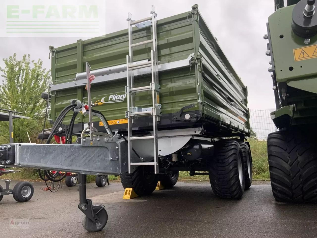 Fliegl tdk 140 - Landbruk tippvogn: bilde 1 Fliegl tdk 140 - Landbruk tippvogn: bilde 1