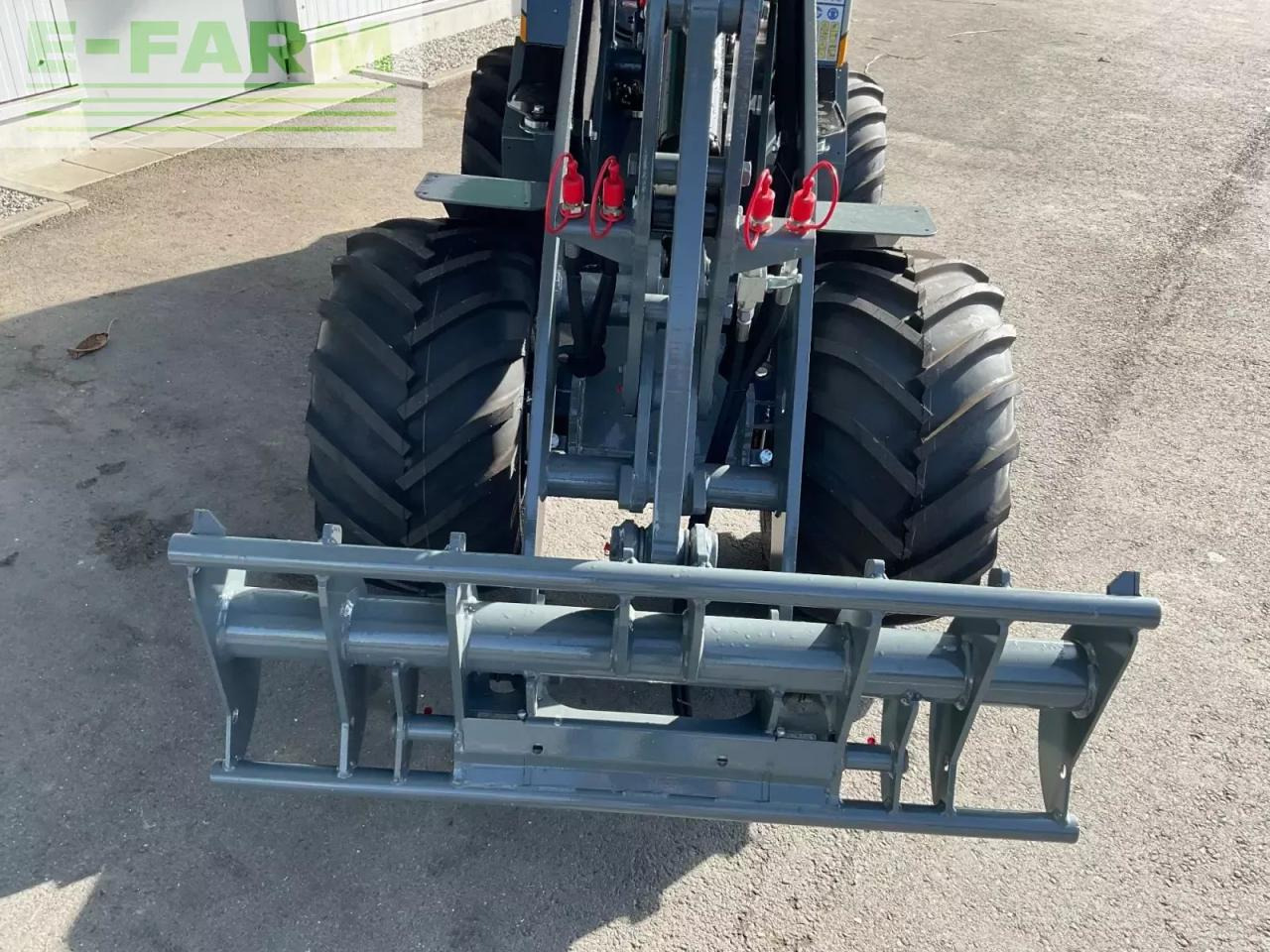 Giant g 2300 hd - Hjullaster: bilde 2 Giant g 2300 hd - Hjullaster: bilde 2