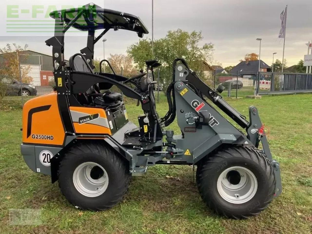 Giant g2500 hd - Minigraver: bilde 2 Giant g2500 hd - Minigraver: bilde 2