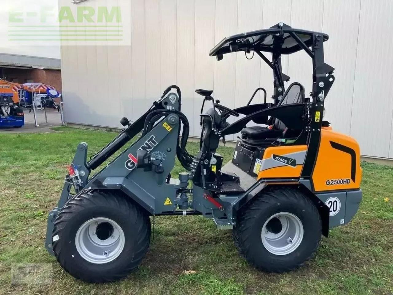 Giant g2500 hd - Minigraver: bilde 1 Giant g2500 hd - Minigraver: bilde 1