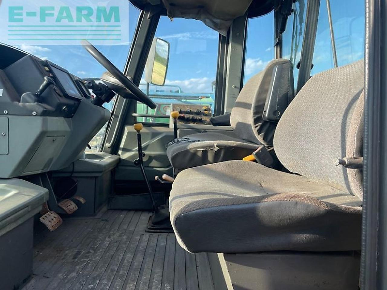 JCB fastrac 150 - Traktor: bilde 3 JCB fastrac 150 - Traktor: bilde 3