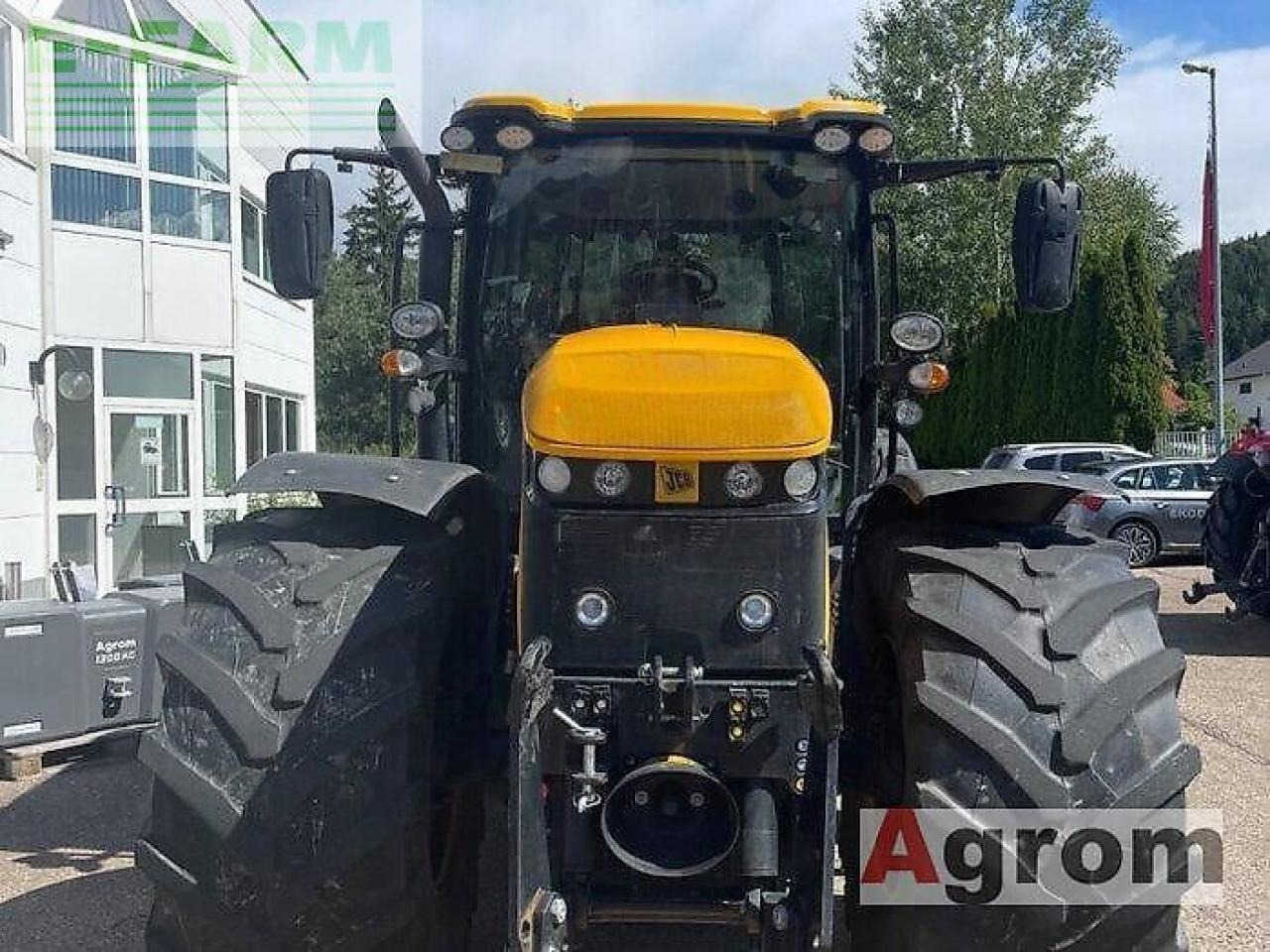 JCB fastrac 4220 - Traktor: bilde 3 JCB fastrac 4220 - Traktor: bilde 3