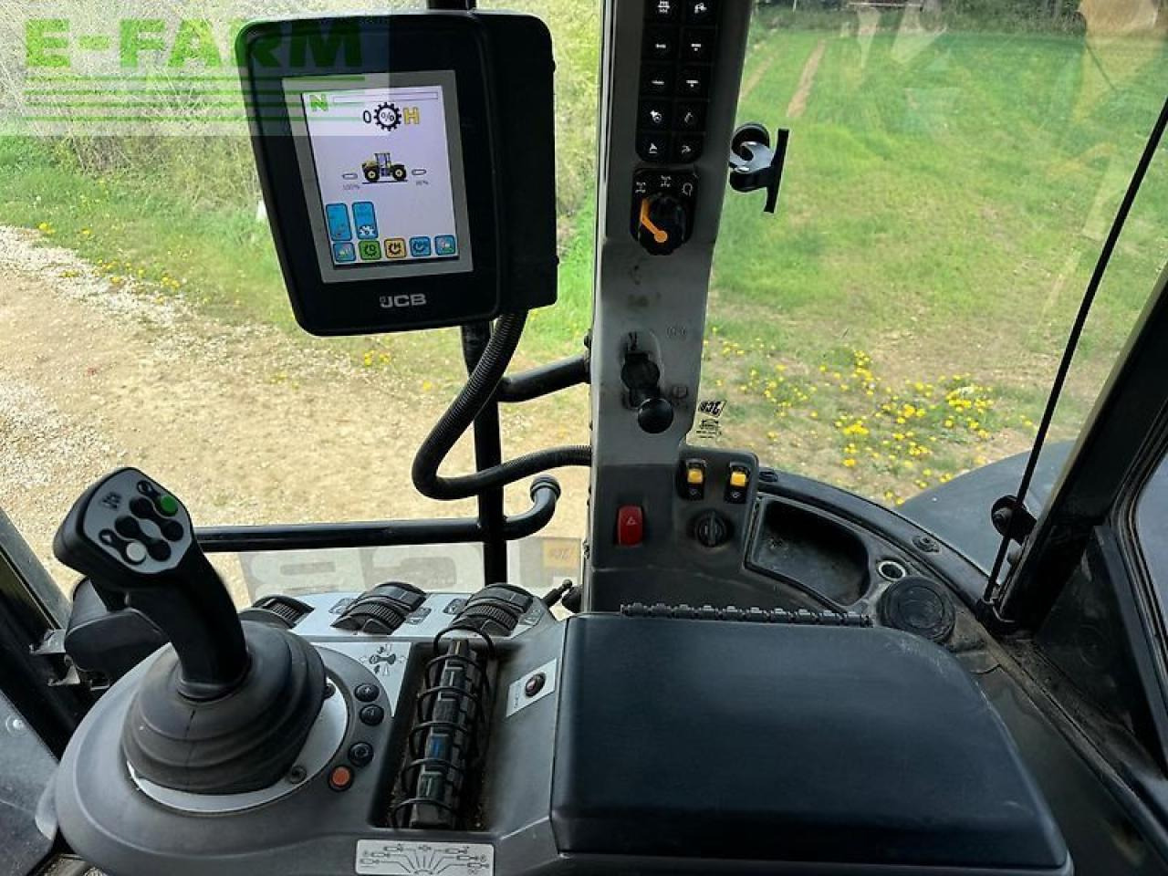 Traktor JCB fastrac 4220 pro: bilde 12