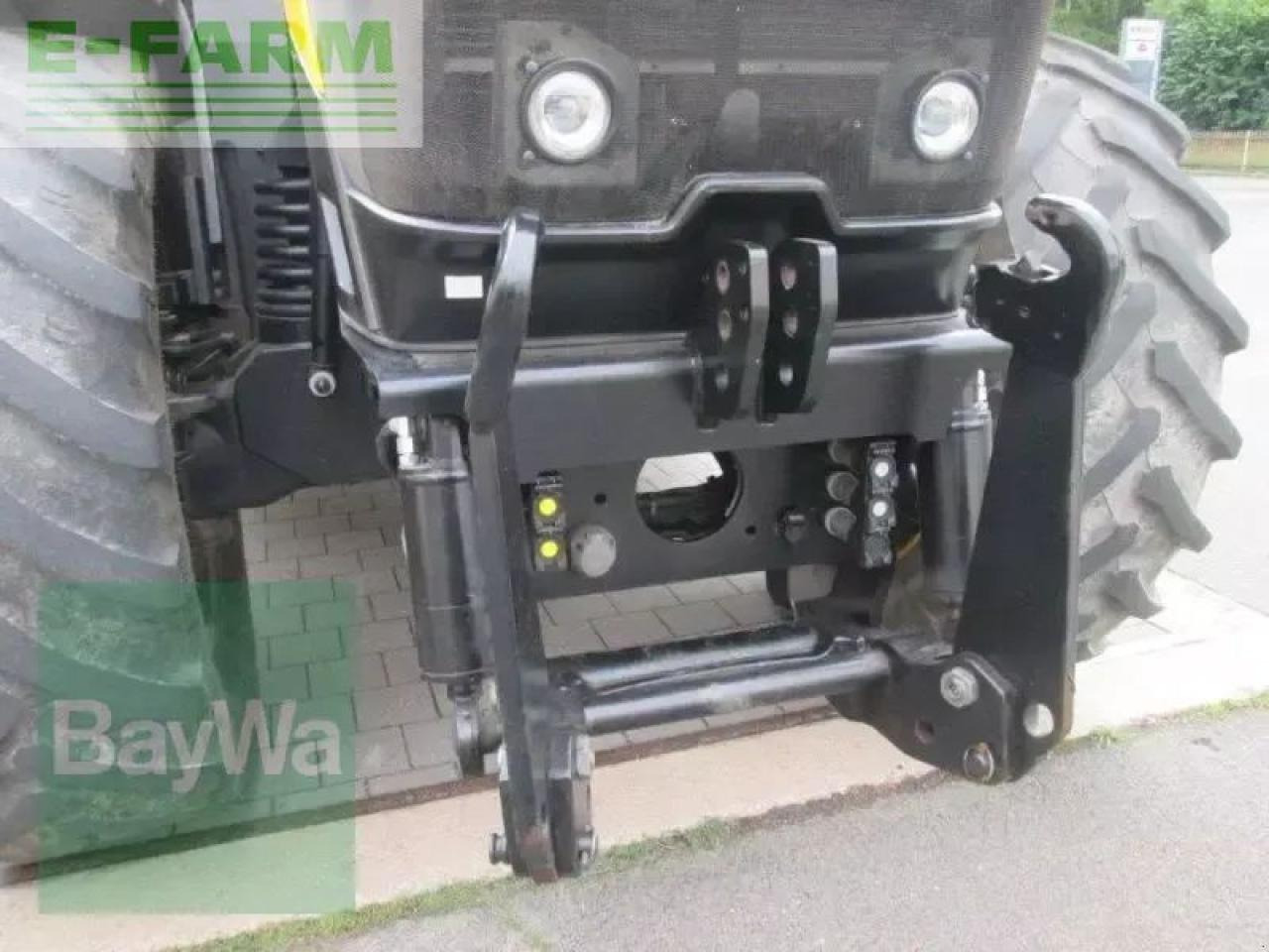 JCB jcb 8330 - Traktor: bilde 2 JCB jcb 8330 - Traktor: bilde 2