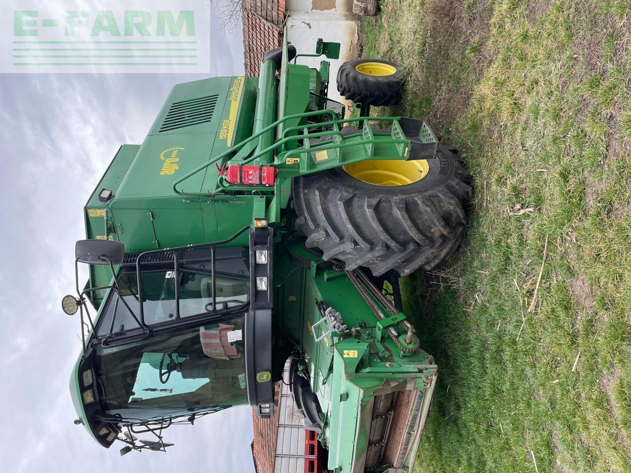 John Deere 1550 WTS - Skurtresker: bilde 1 John Deere 1550 WTS - Skurtresker: bilde 1