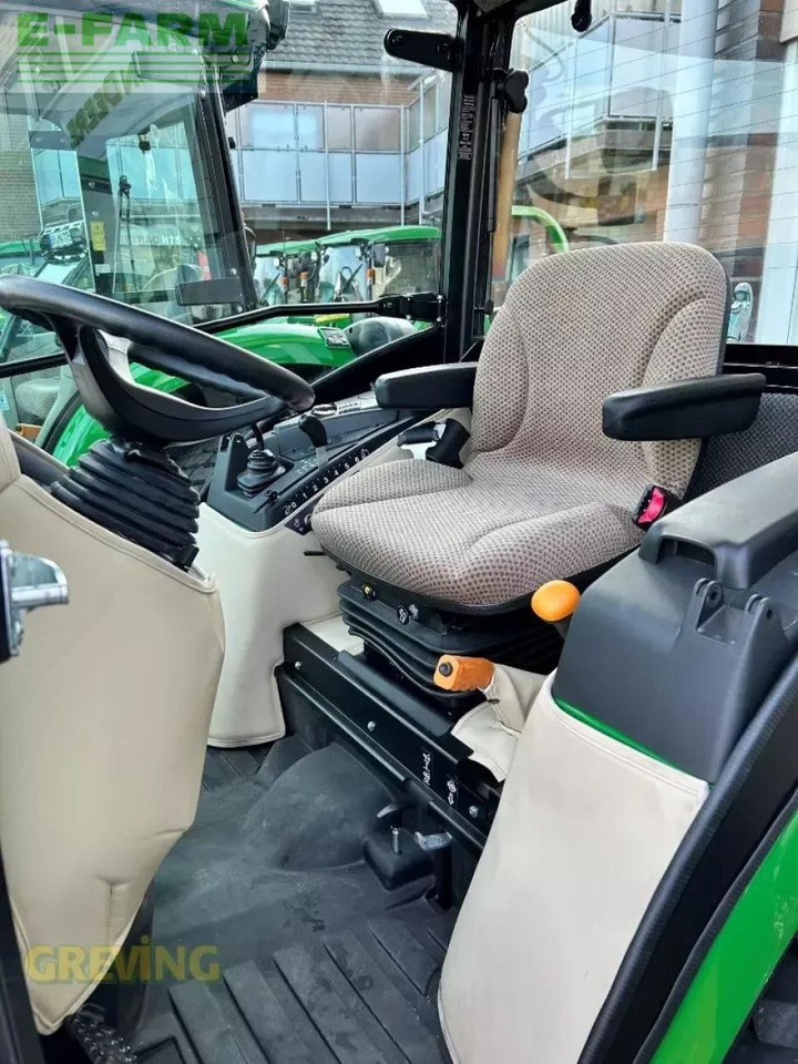 John Deere 2038r kab - Traktor: bilde 2 John Deere 2038r kab - Traktor: bilde 2
