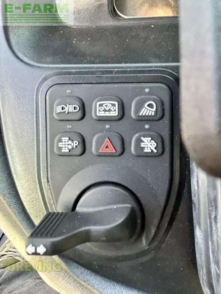 John Deere 2038r kab - Traktor: bilde 4 John Deere 2038r kab - Traktor: bilde 4