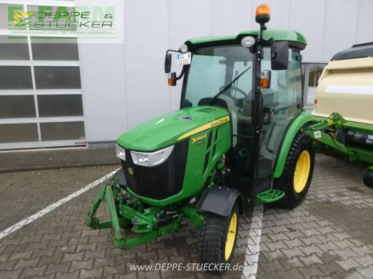 John Deere 3046r - Traktor: bilde 2 John Deere 3046r - Traktor: bilde 2