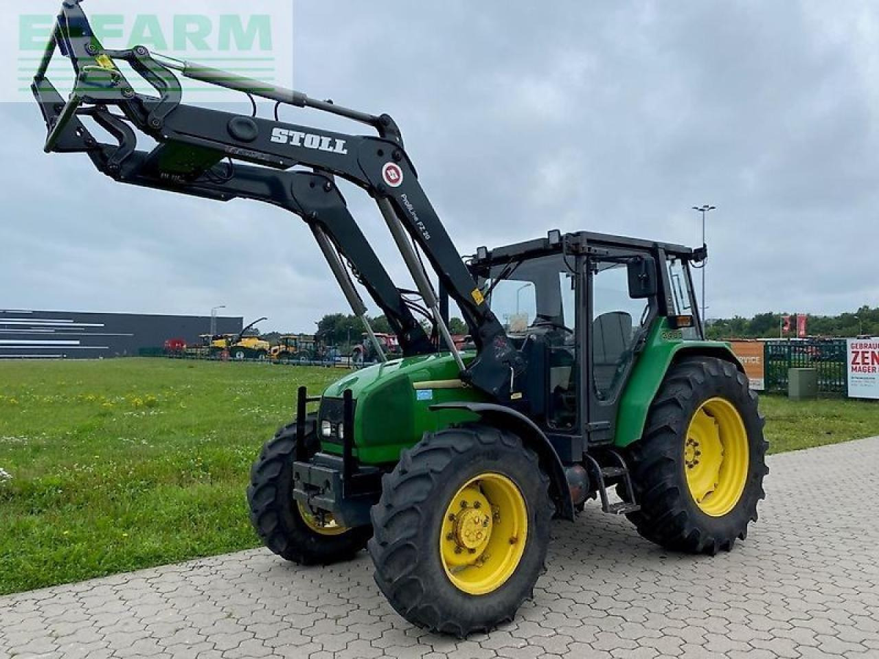 John Deere 3400x + stoll fz20 - Traktor: bilde 1 John Deere 3400x + stoll fz20 - Traktor: bilde 1