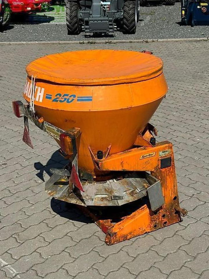 Traktor John Deere 3720: bilde 20