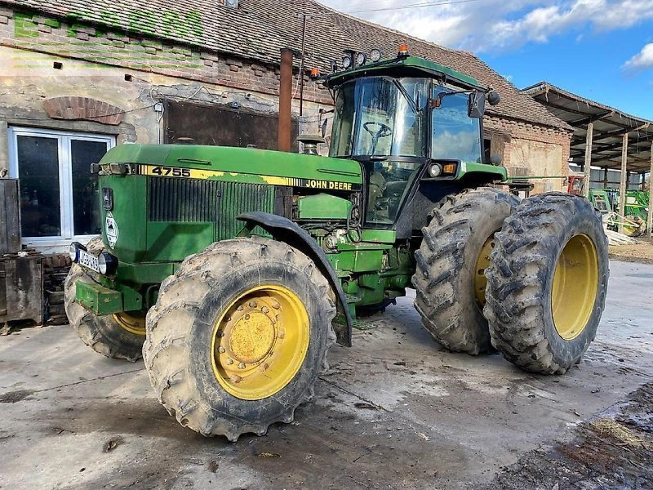 John Deere 4755 - Traktor: bilde 1 John Deere 4755 - Traktor: bilde 1