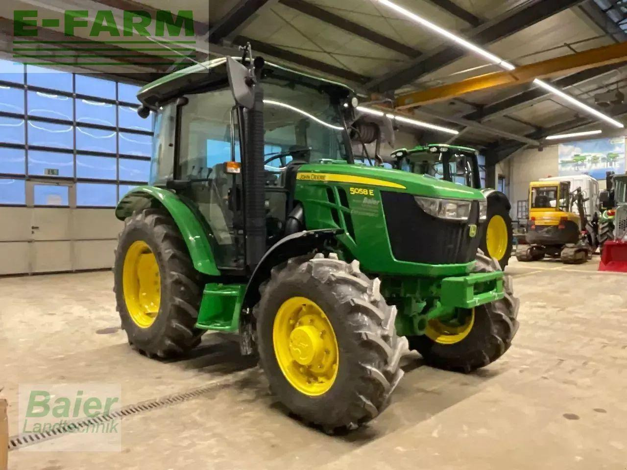 John Deere 5058e - Traktor: bilde 1 John Deere 5058e - Traktor: bilde 1