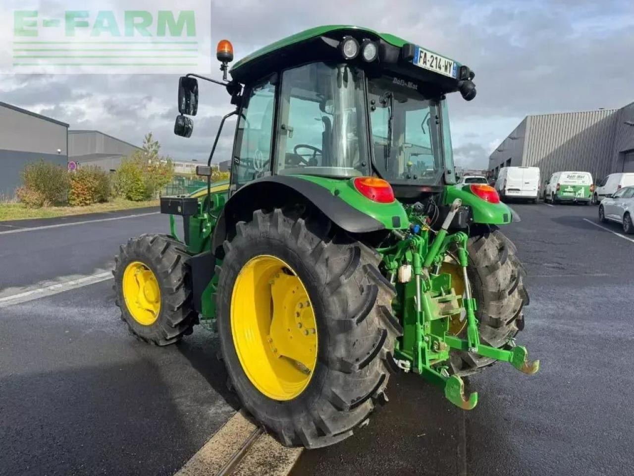 John Deere 5075m power reverser 16/16 - Traktor: bilde 2 John Deere 5075m power reverser 16/16 - Traktor: bilde 2